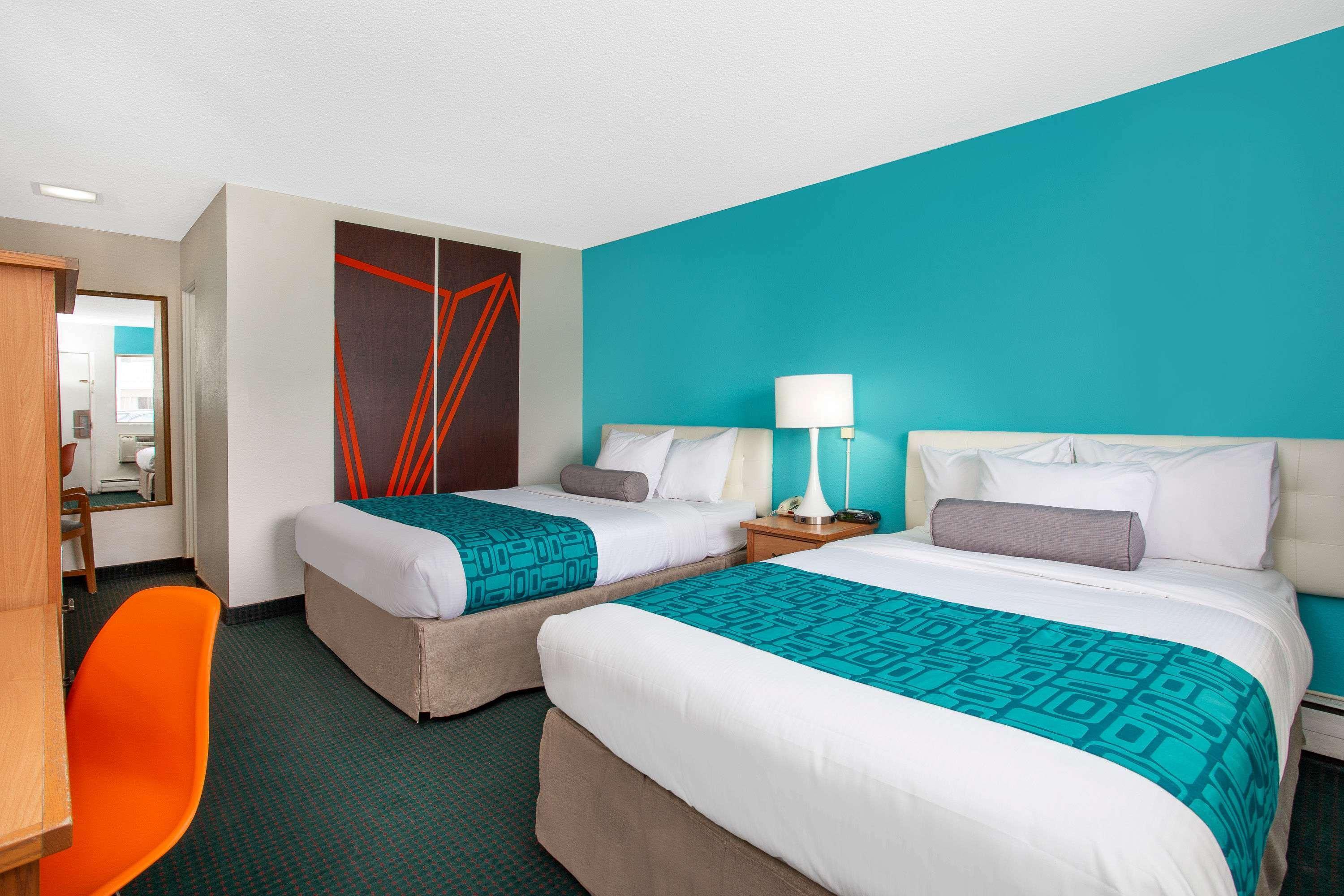 Howard Johnson By Wyndham Colorado Springs Buitenkant foto